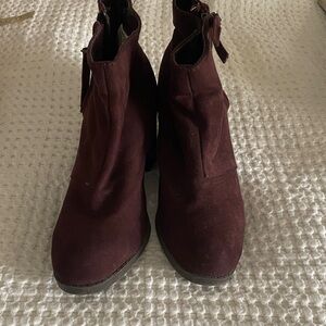 Women's Ankle Boots in Deep Burgundy Suede
